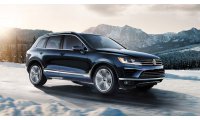 2017-Volkswagen-Touareg-01_list.jpg