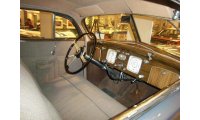 Chrysler-Airflow-Interior-01_list.jpg